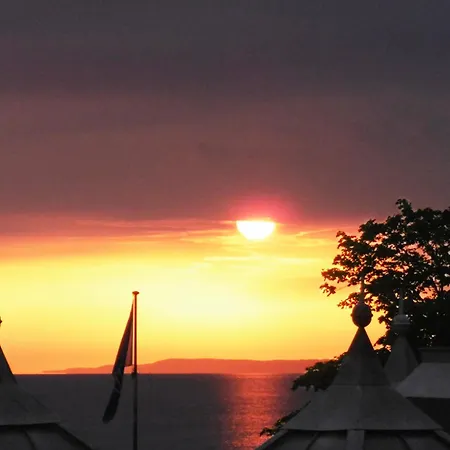 Inselparadies Ahlbeck Marianne * ゼーバート・ヘリングスドルフ